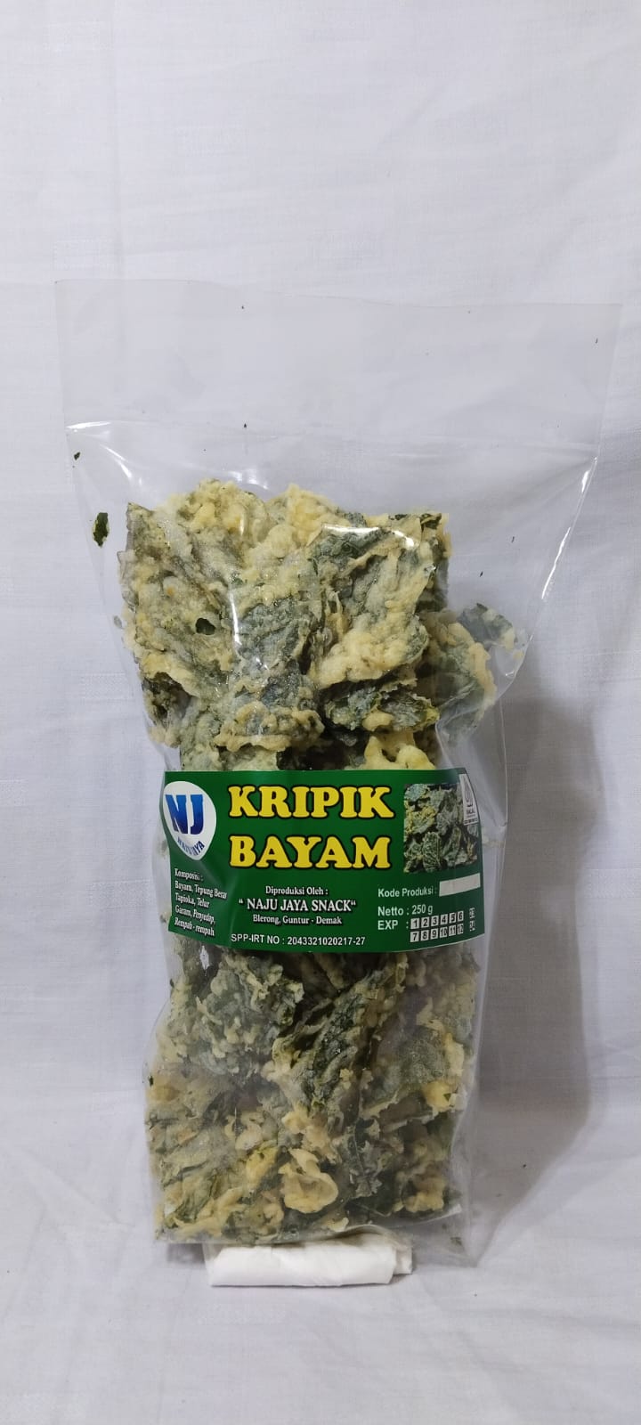 KRIPIK BAYEM
